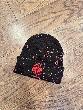 Mitchell & Ness Knit Beanie Black & Red Portland Trailblazers